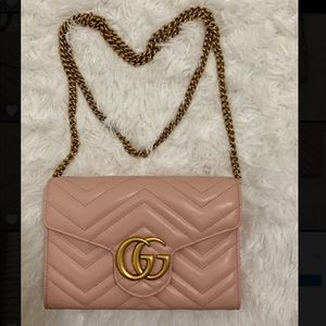 Gucci Matelasse GG Marmont Chain Wallet